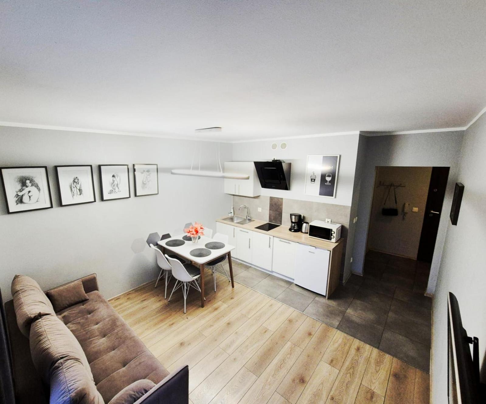 Tk Apartments Dabrowskiego Breslávia Exterior foto